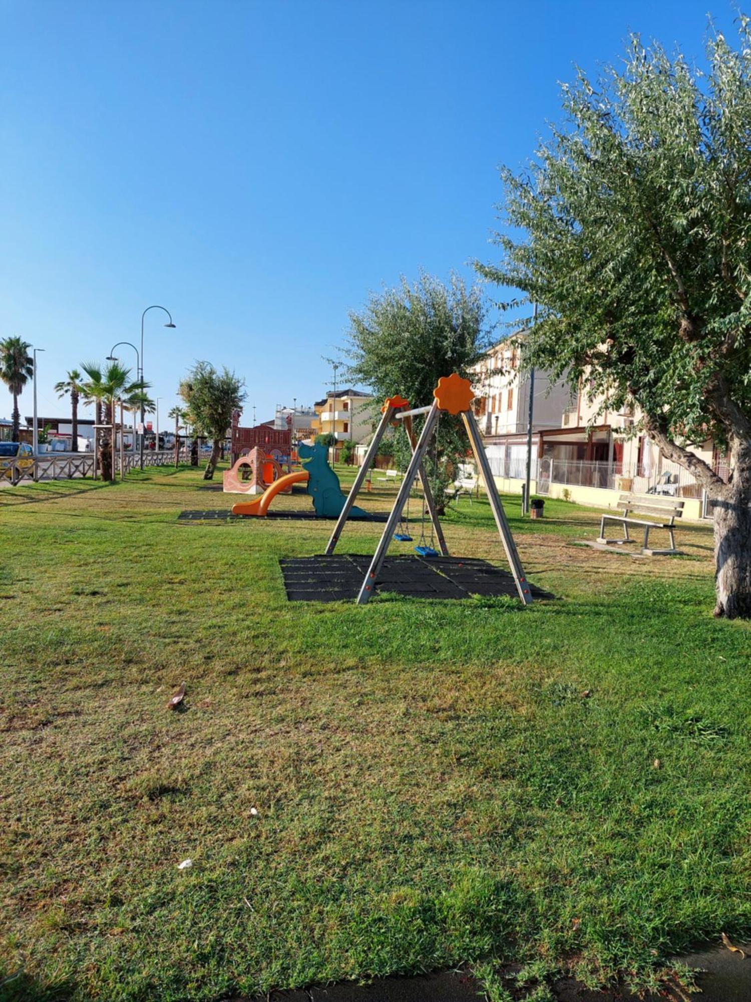 Porto SantʼElpidioLa Conchigliaアパートメント エクステリア 写真
